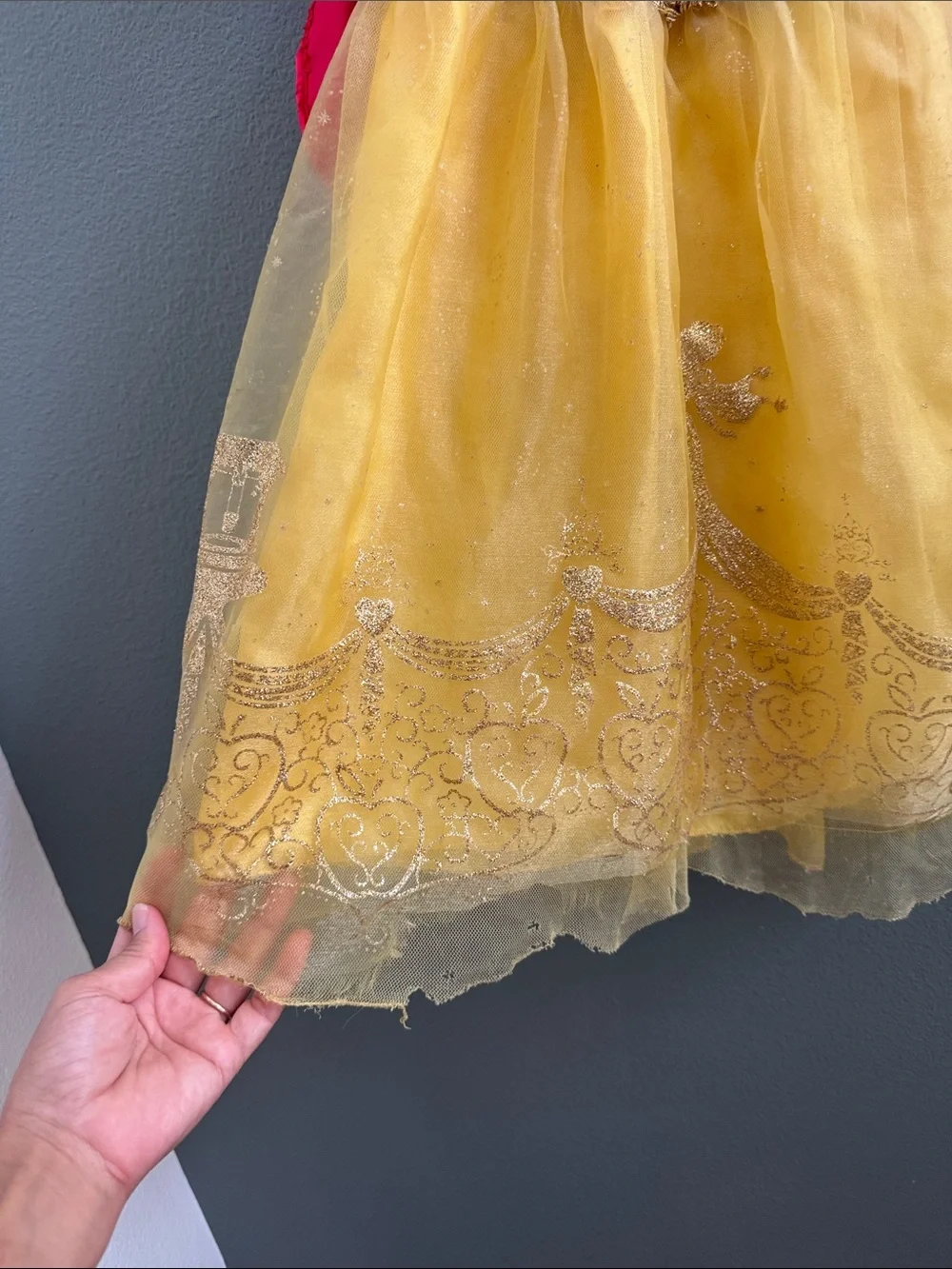 Disney Store Snow White Princess Dress Sz 4T Cape